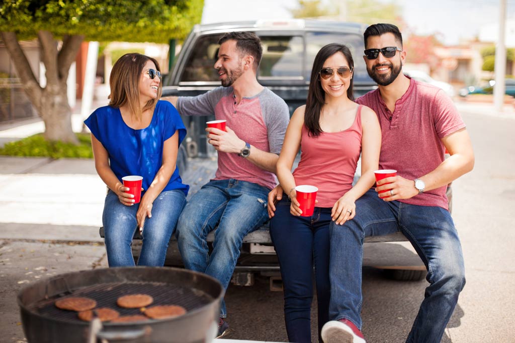 sports_tailgating_food_safety